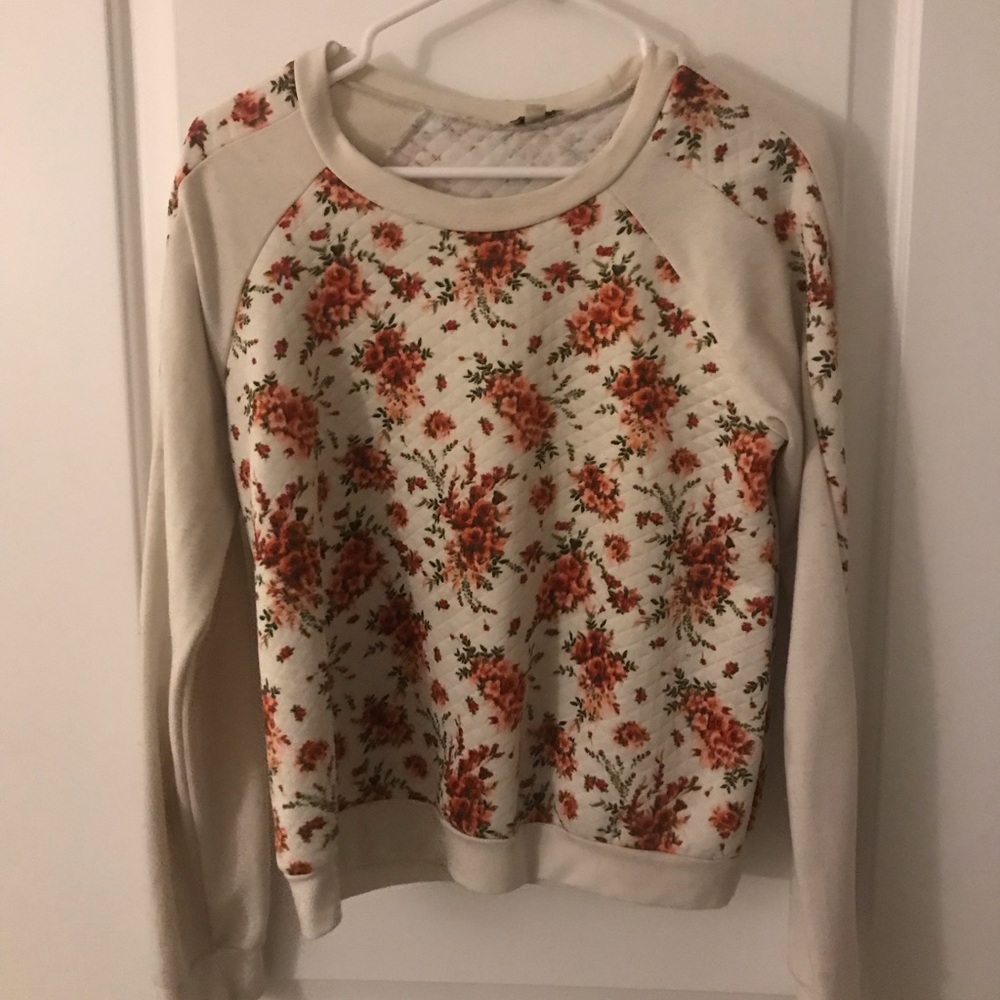 Sweatshirt